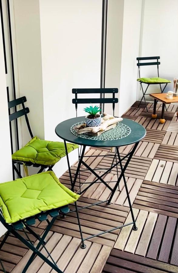 Appartement Avec Parking Ла Рошел Екстериор снимка